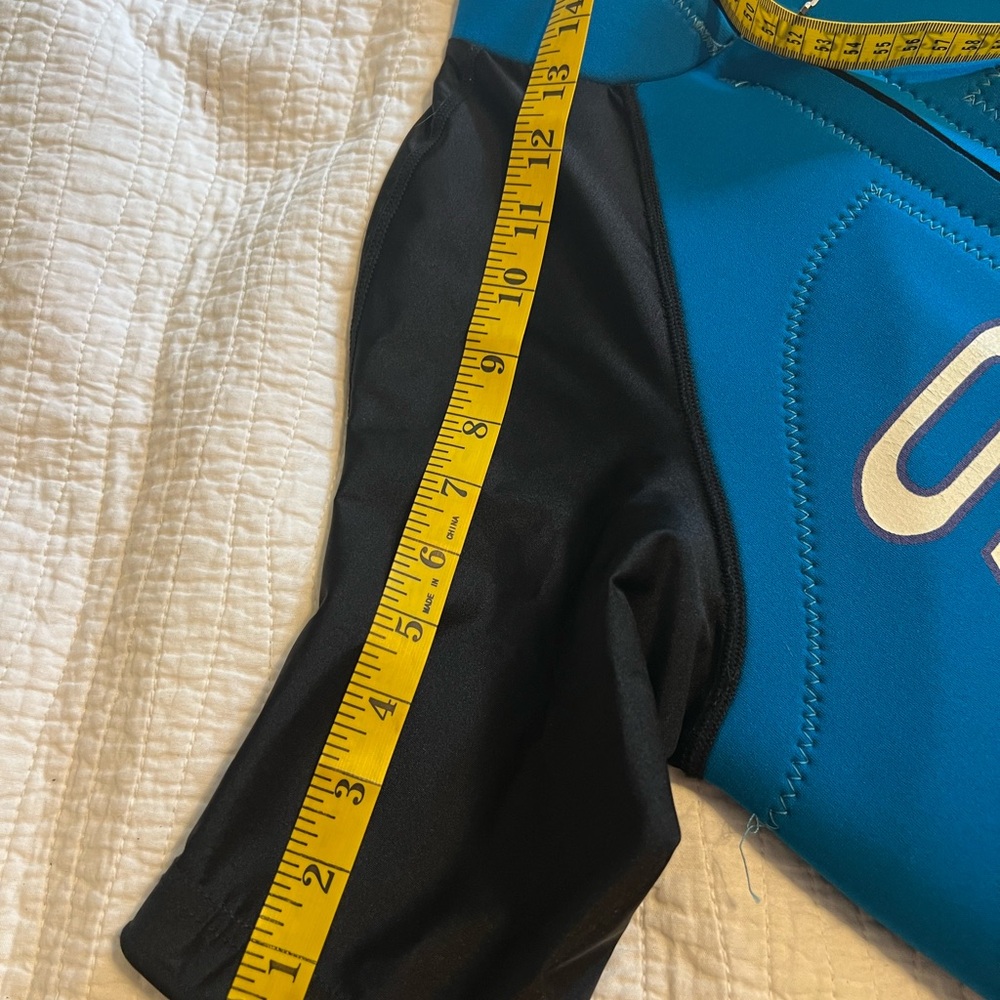 O'Neill Ladies Blue and Purple Rashguard - Picture 7 of 7